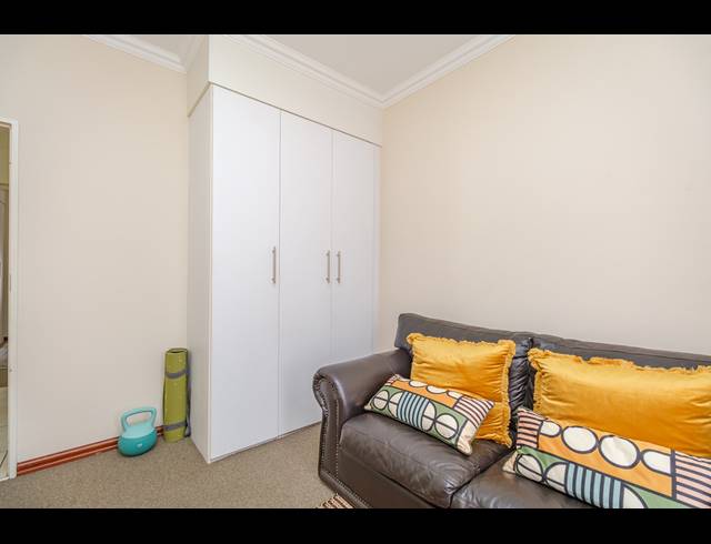 2 BEDROOM APARTMENT FOR SALE IN SAXONWOLD